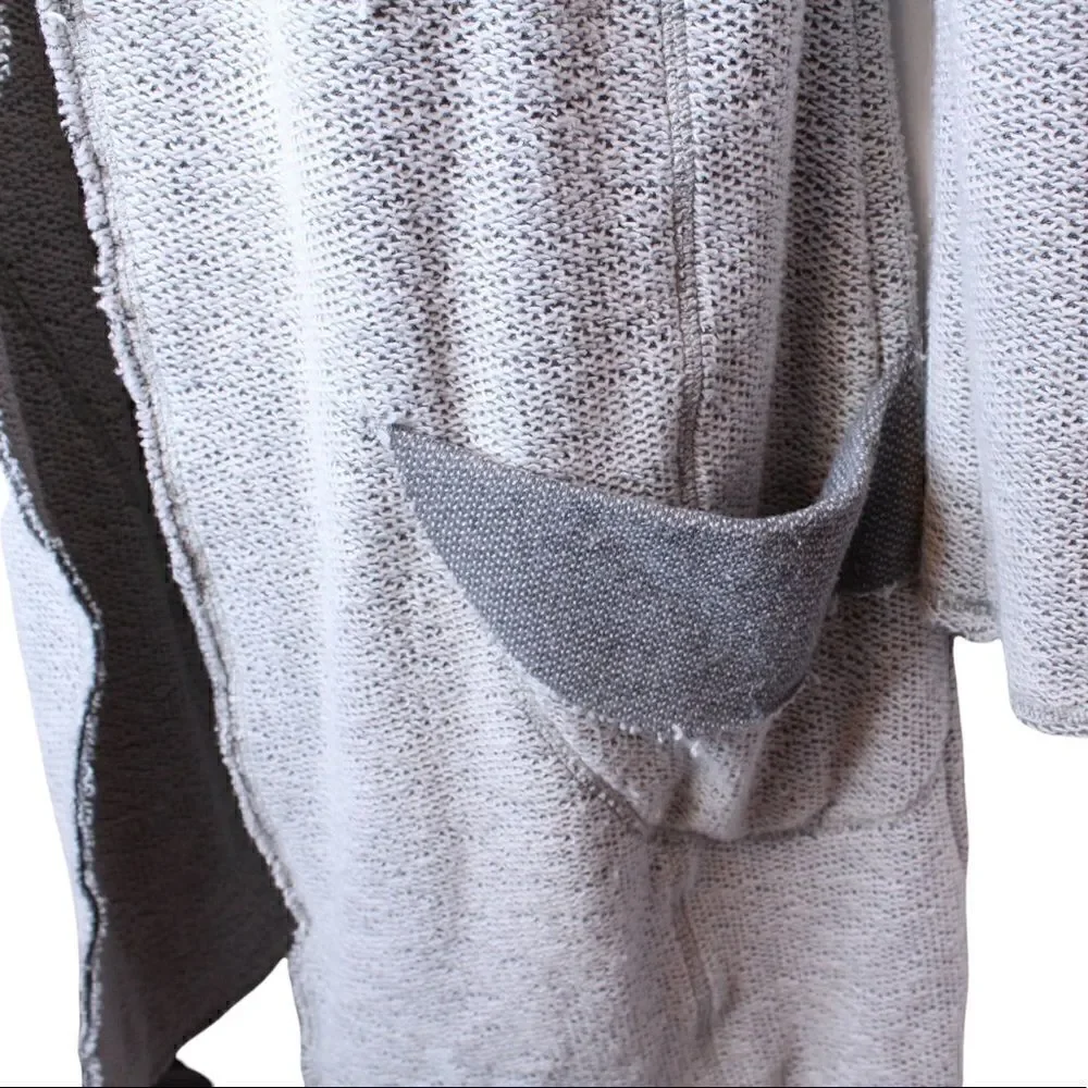 Trouble At The Mill Long Open Cardigan Sweater in Gray & White Size Small